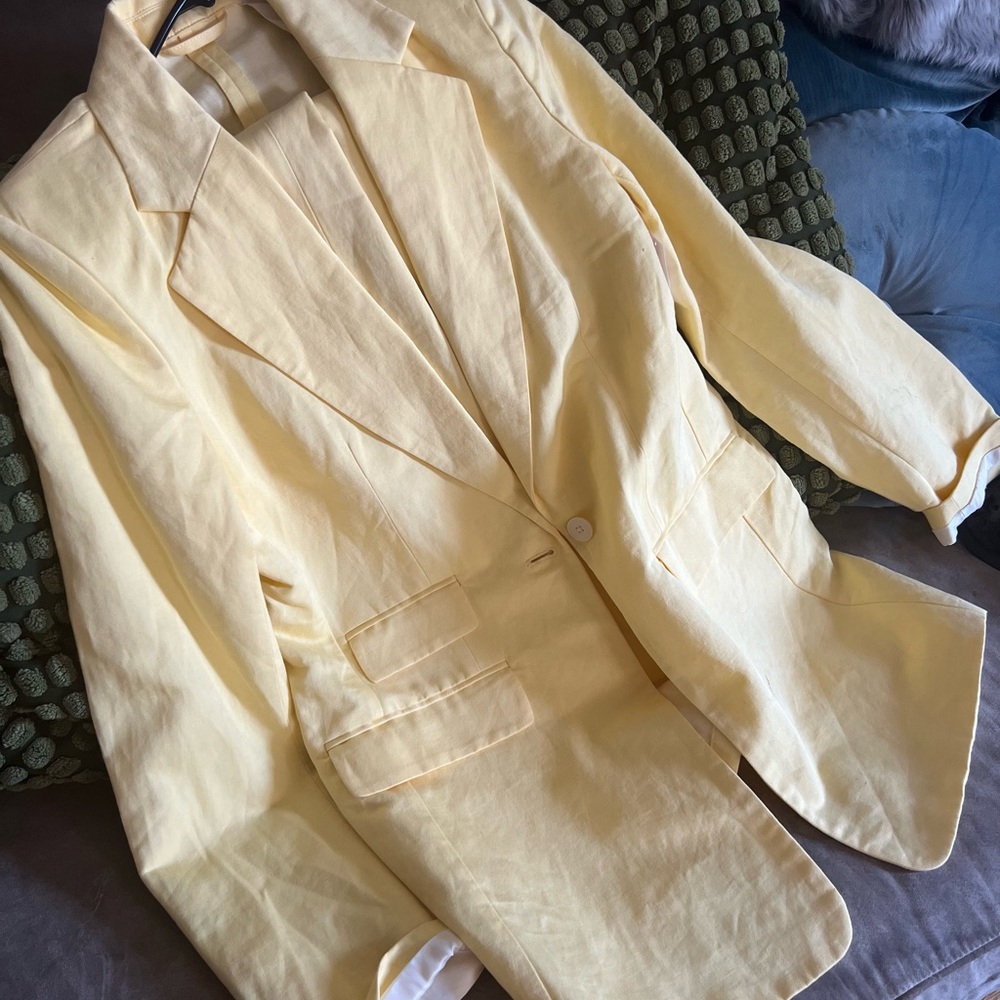 Banana Republic Suit